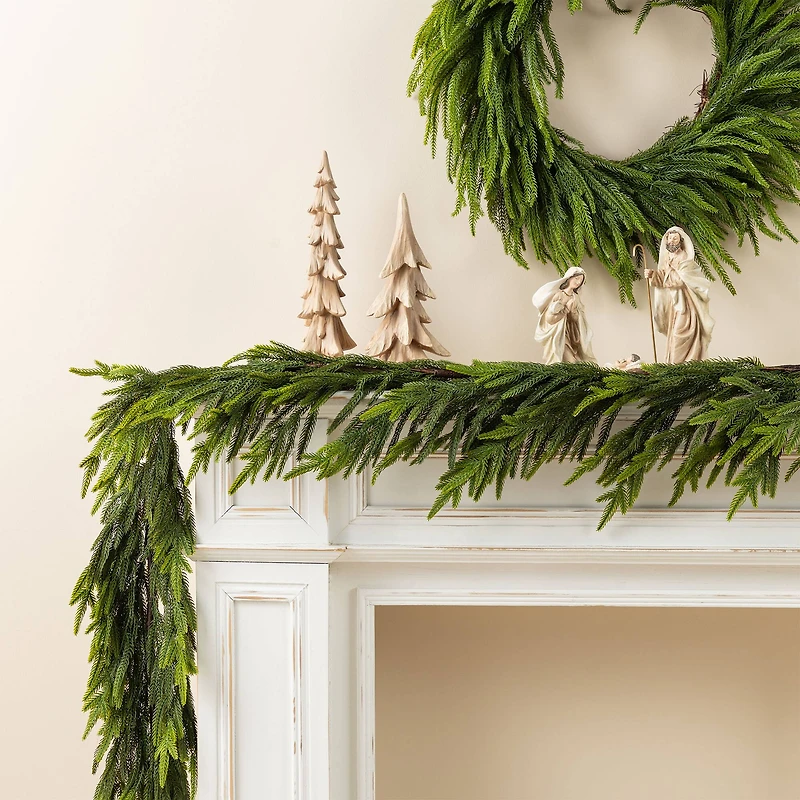 Glitzhome® 9ft Christmas Greenery PE Garland