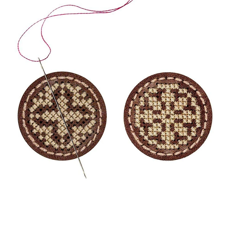 Wonderland Crafts Abstract Flower Magnetic Needle Holder Embroidery Kit, 2ct.