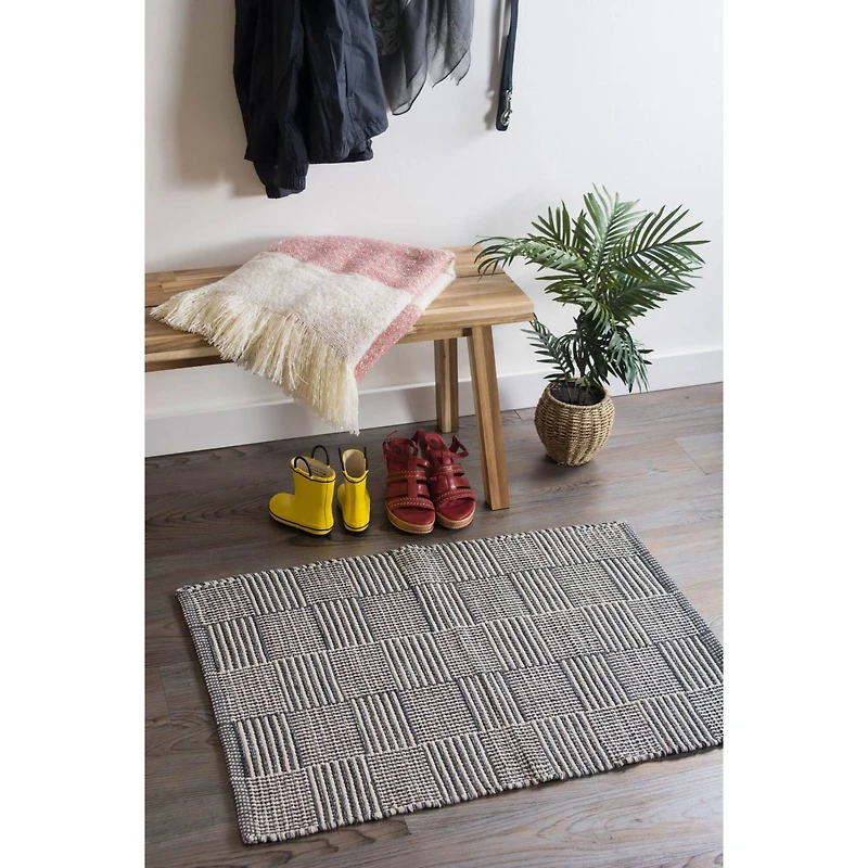 DII® Gray Squares Recycled Yarn Rug, 2ft. x 3ft.