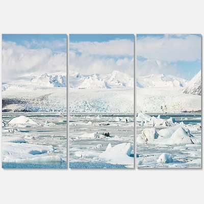 Designart - Vatnajokull Glacier in Iceland