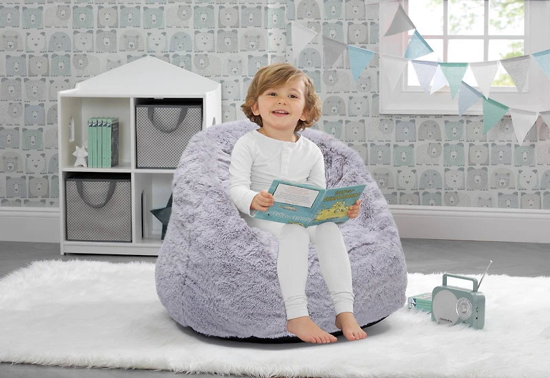 Delta Children 21" Cozee Fluffy Chair