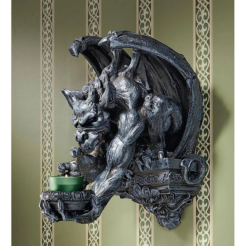 Design Toscano Whitechapel Manor Gargoyle Wall Sconce