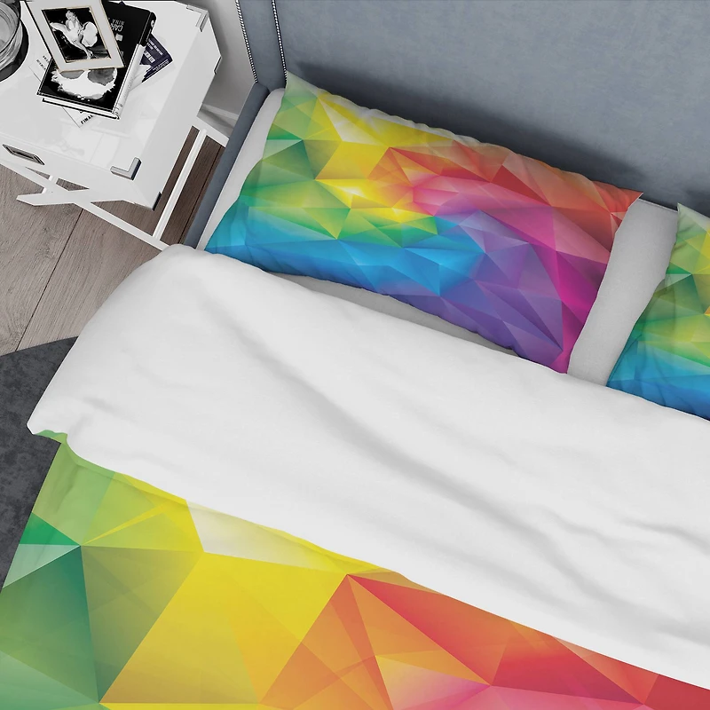 Designart 'Rainbow 3D Triangular Geometry' Modern & Contemporary Bedding Set
