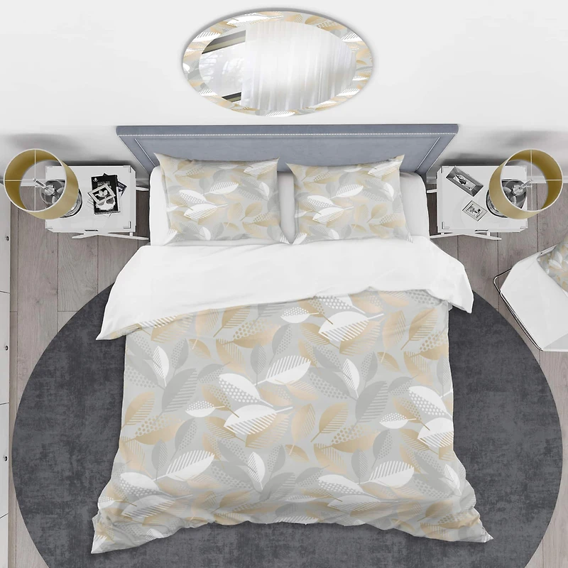 Designart 'Luxury geometric fall leaves pattern' Mid-Century Duvet Cover Set