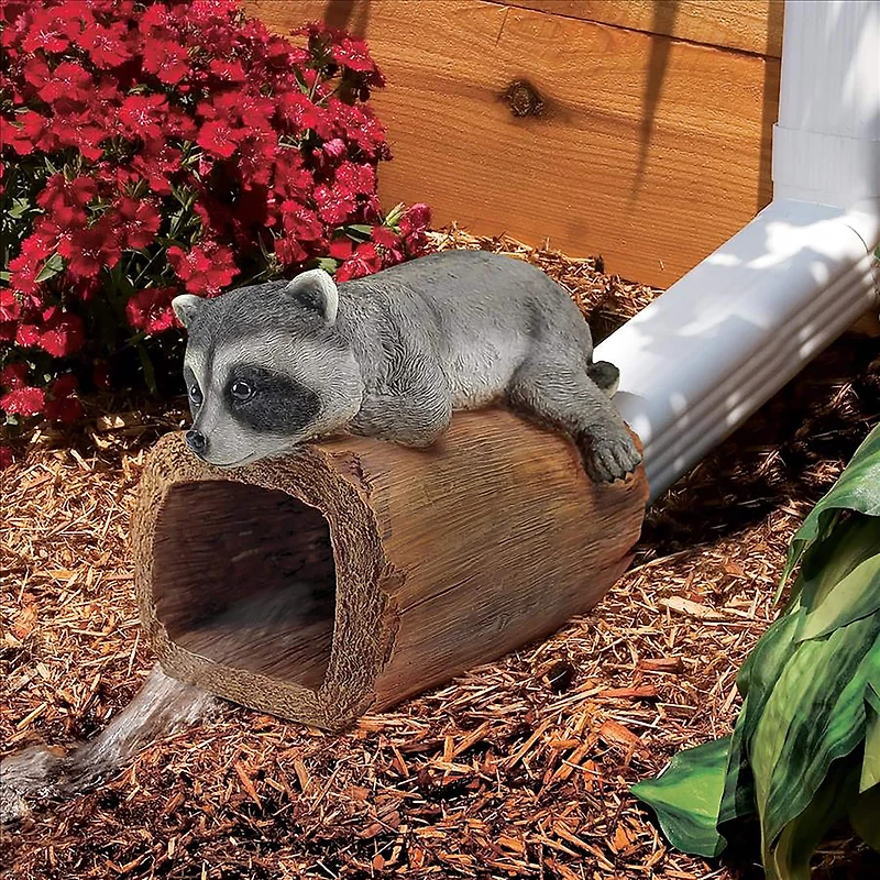 Design Toscano 9" Raider the Raccoon Gutter Guardian Downspout Statue