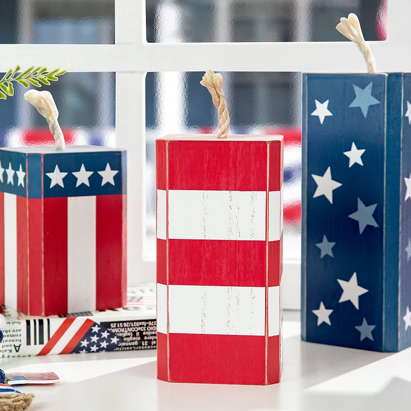 Glitzhome® Wooden Patriotic America Firecracker Table Décor Set