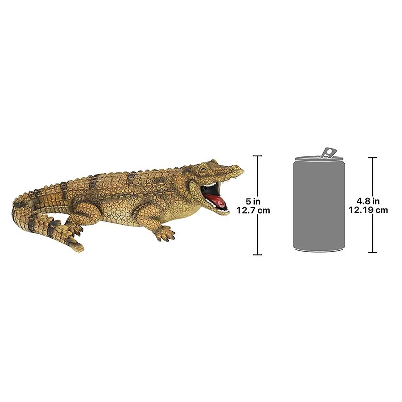 Design Toscano Striker the Alligator Spitter Piped Statue