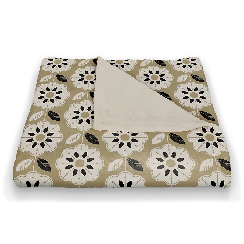 Mod Gold Flower 50" x 60" Coral Fleece Blanket