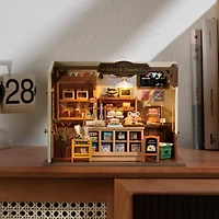 Rolife Becka's Baking House DIY Miniature House Kit