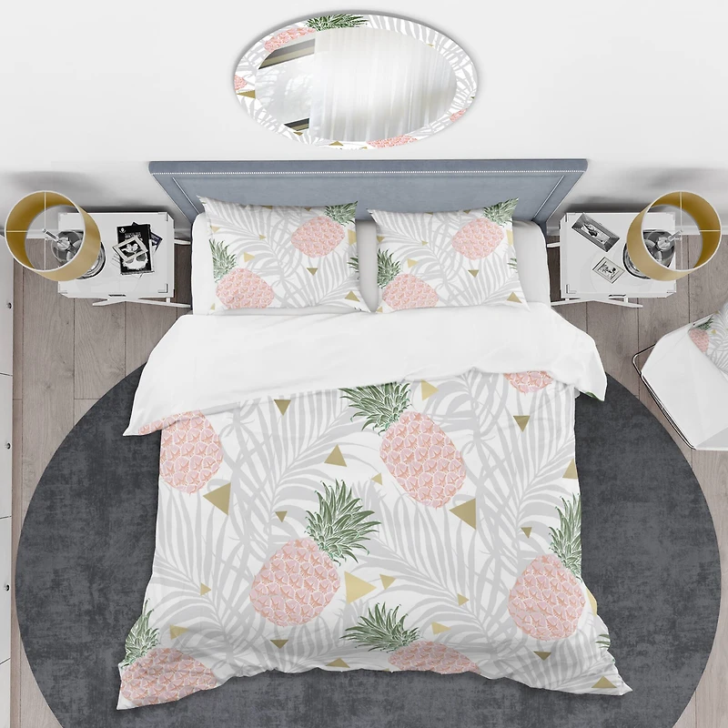 Designart 'Pineappple On Tropical Leaves' Mid-Century Duvet Cover Set