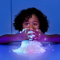 Educational Insights Pluffle Twist Glow-in-the-Dark Playfoam