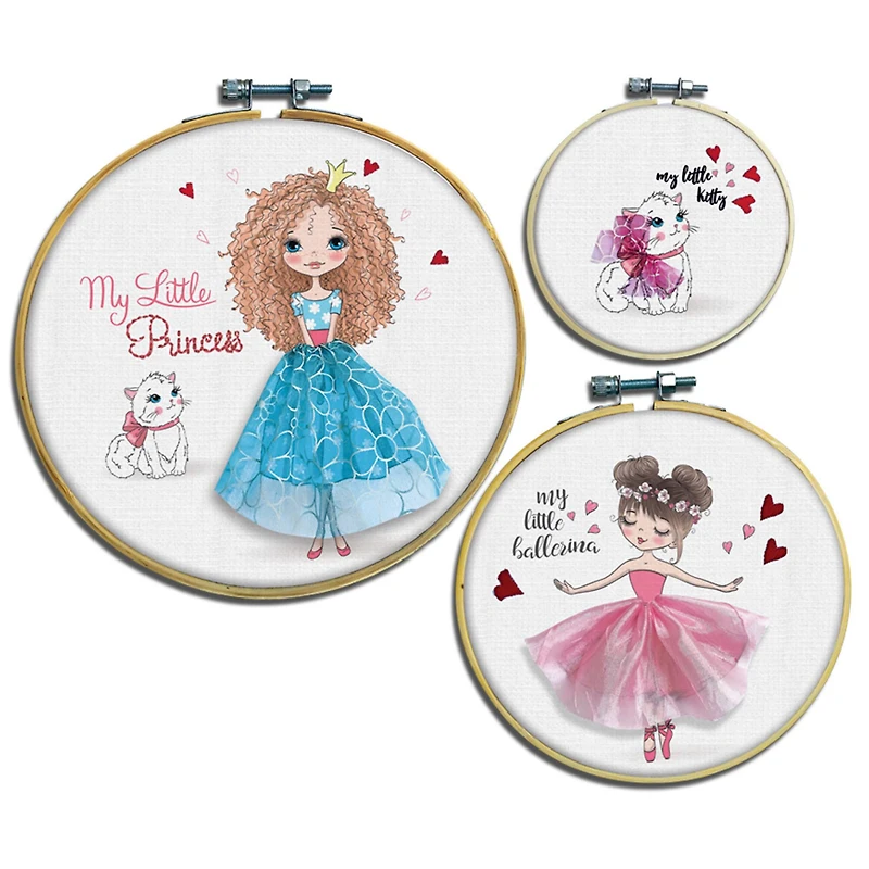 Small World Toys Deco Hoop Embroidery Designs & Hoop Pictures Kit