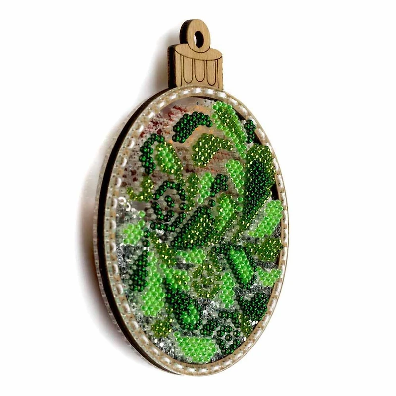 Wonderland Crafts Red & Green Swirl Ball Ornament Bead Embroidery Kit