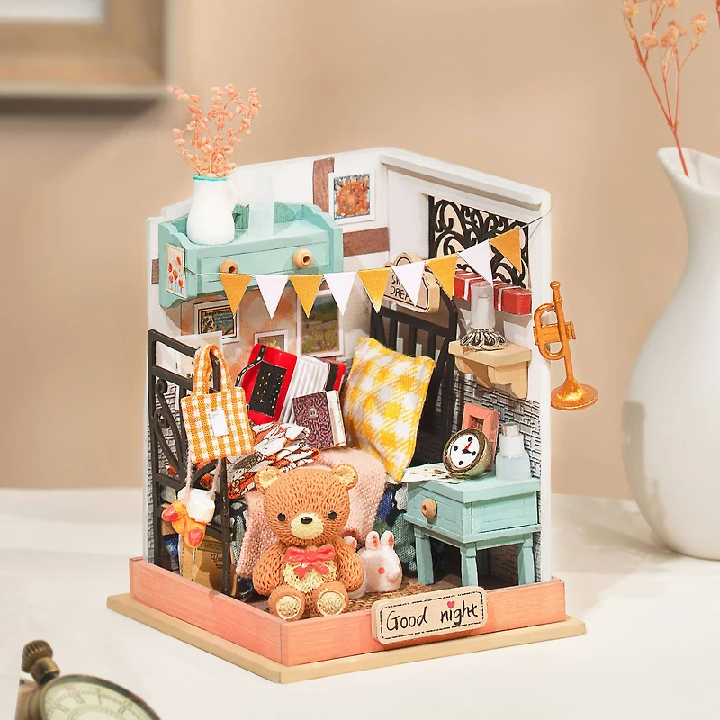 Rolife® Sweet Dream Bedroom DIY Miniature Kit