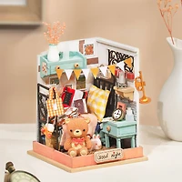 Rolife® Sweet Dream Bedroom DIY Miniature Kit