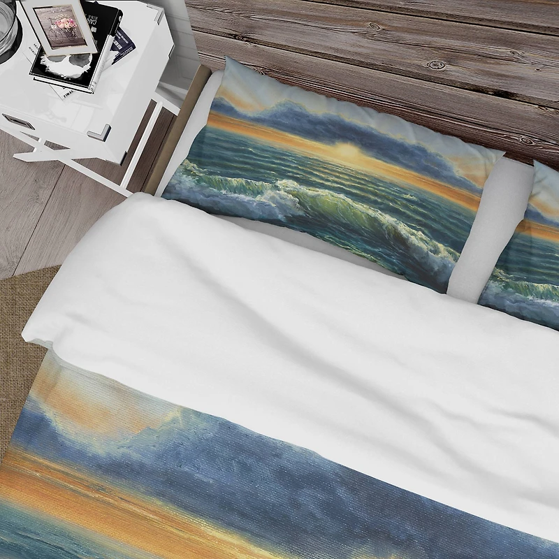Designart 'Sunset Over Cloudy ocean' Sea & Shore Bedding Set