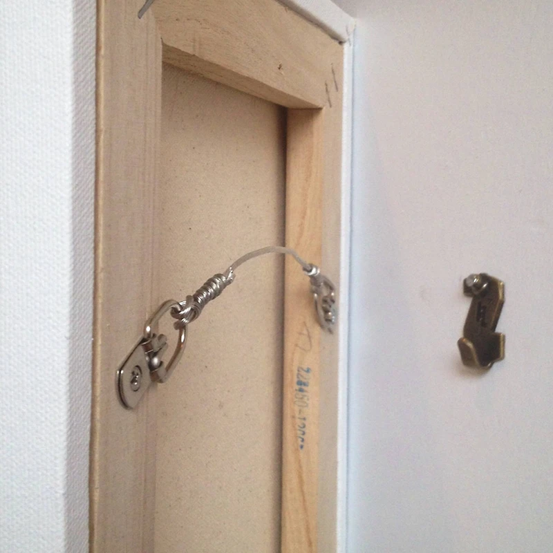 HangZ™ 50lb. 1 Hole D Ring Hangers, 4ct.