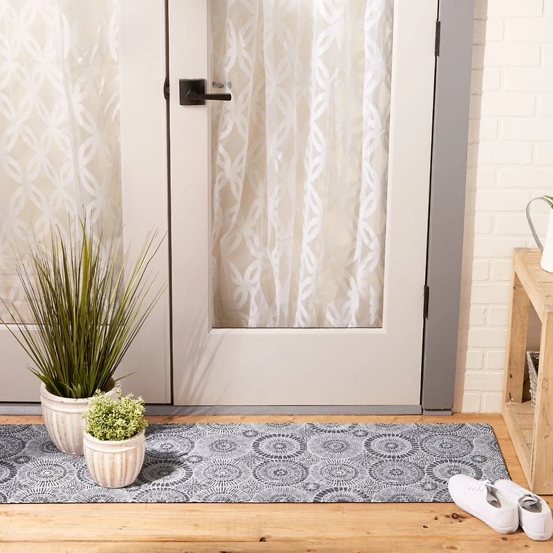 Black Kaleidoscope Tufted Mat