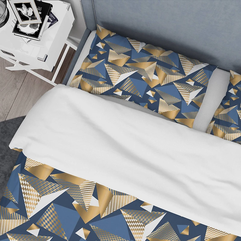 Designart 'Gold And Blue Cubes' Mid-Century Duvet Cover Set