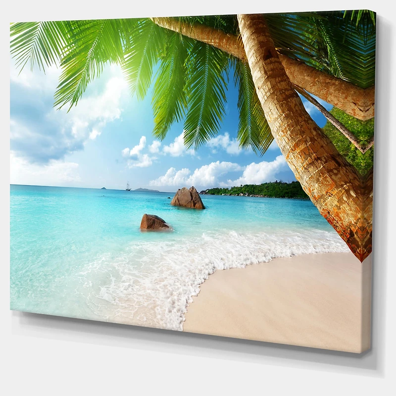 Designart - Praslin Island Seychelles Beach