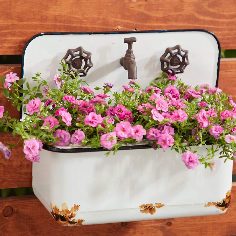 White Metal Wash Basin Planter Set