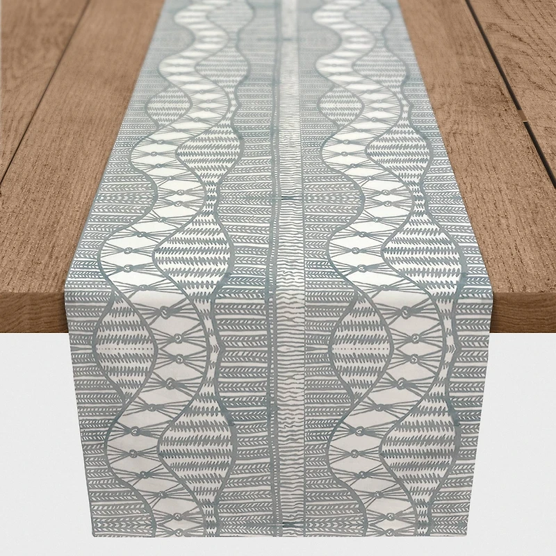 72" Lace Pattern Cotton Twill Runner