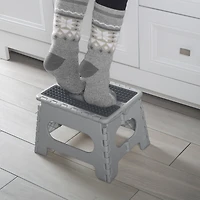 Simplify 9" Anti-Skid Folding Step Stool