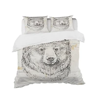 Designart 'Bear Wild and Beautiful IV' Farmhouse Bedding Set
