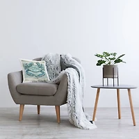 Stupell Industries Nautical Blue Crab Grainy Pattern Boardwalk Throw Pillow, 18" x 18"