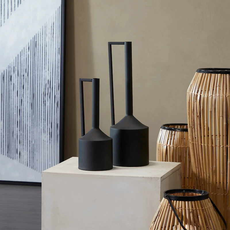 CosmoLiving by Cosmopolitan Black Metal Vase with Handles Set of 2 22", 16"