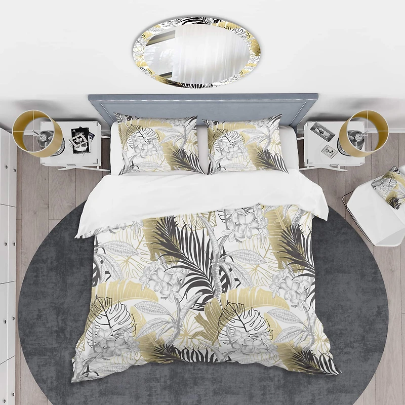 Designart 'Golden Tropical Pattern I' Mid-Century Duvet Cover Set