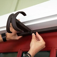 52" Adjustable Single Door Metal Garland Hanger