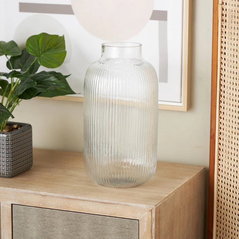 14" Clear Glass Ribbed Decorative Vase