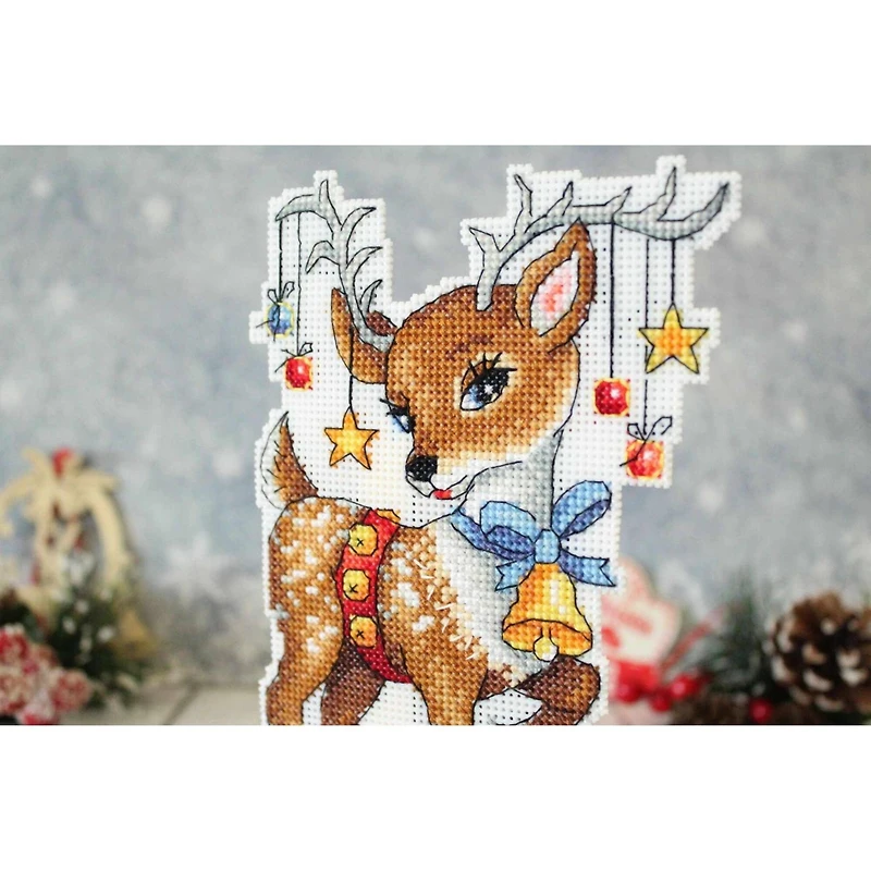 MP Studia Christmas Helper Plastic Canvas Counted Cross Stitch Kit