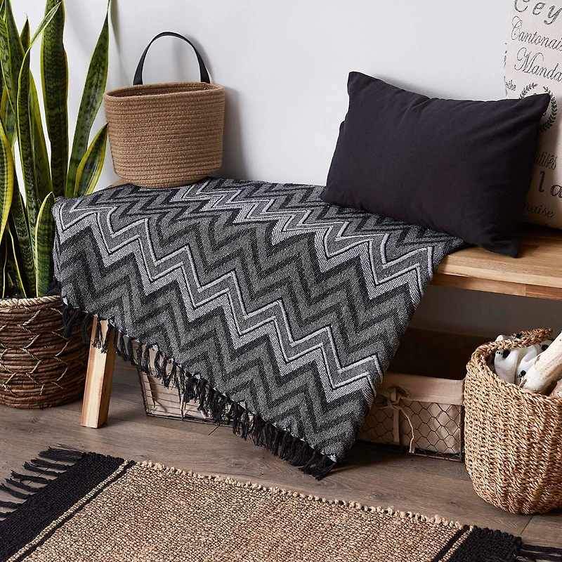 DII® Zig-Zag Chevron Throw