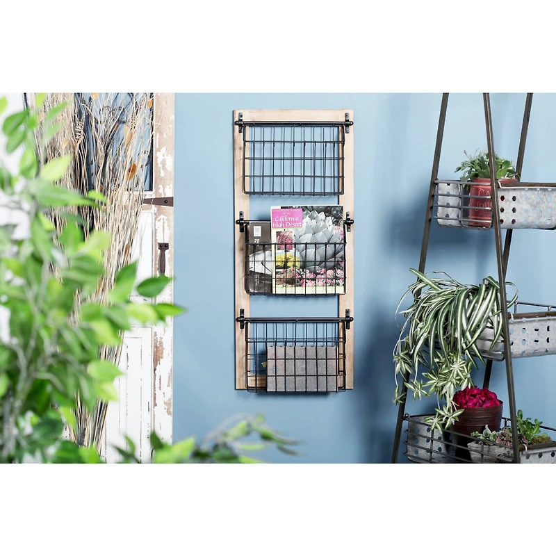 34" Black Metal Farmhouse Magazine Rack