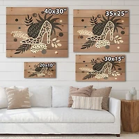 Designart - Leopard High-Heeled Shoes Tropical Leaves - Modern Print on Natural Pine Wood