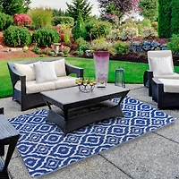 Blue & White Geometric Rectangular Outdoor Area Rug, 4ft. x 6ft.