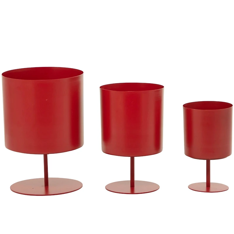 The Novogratz Red Metal Planter with Pedestal Base Set