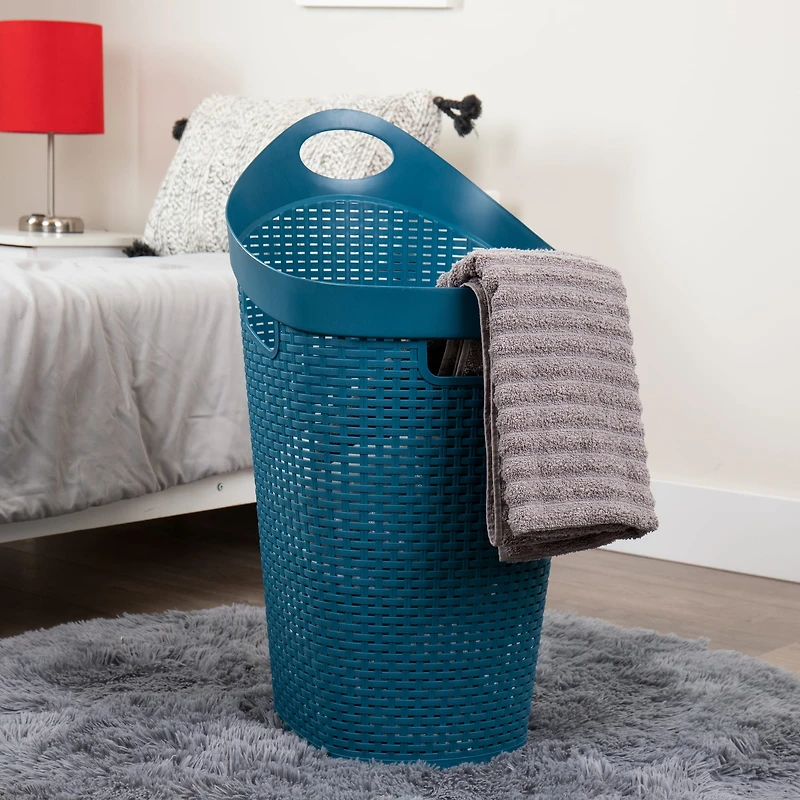 Mind Reader 60L Ventilated Mobile Laundry Hamper with Cut Out Handle & Integrated Caster Wheels
