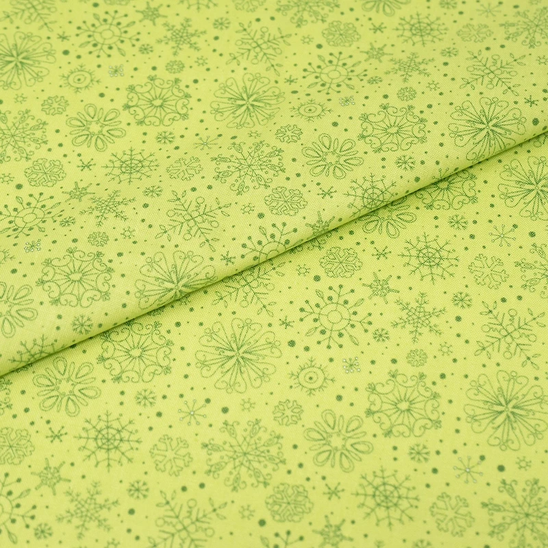 SINGER Christmas Snowflakes on Cotton Fabric