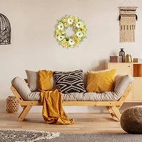 21" Mixed Daisy Wreath