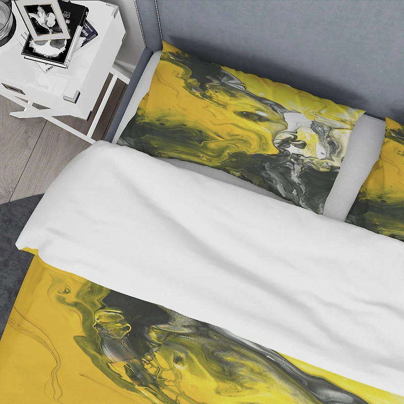 Designart 'Acrylic Marble with Yellow and Black' Modern & Contemporary Bedding Set