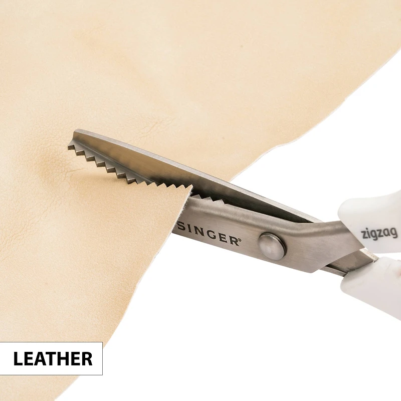 SINGER® 9" Pinking Shears with Zigzag Pattern