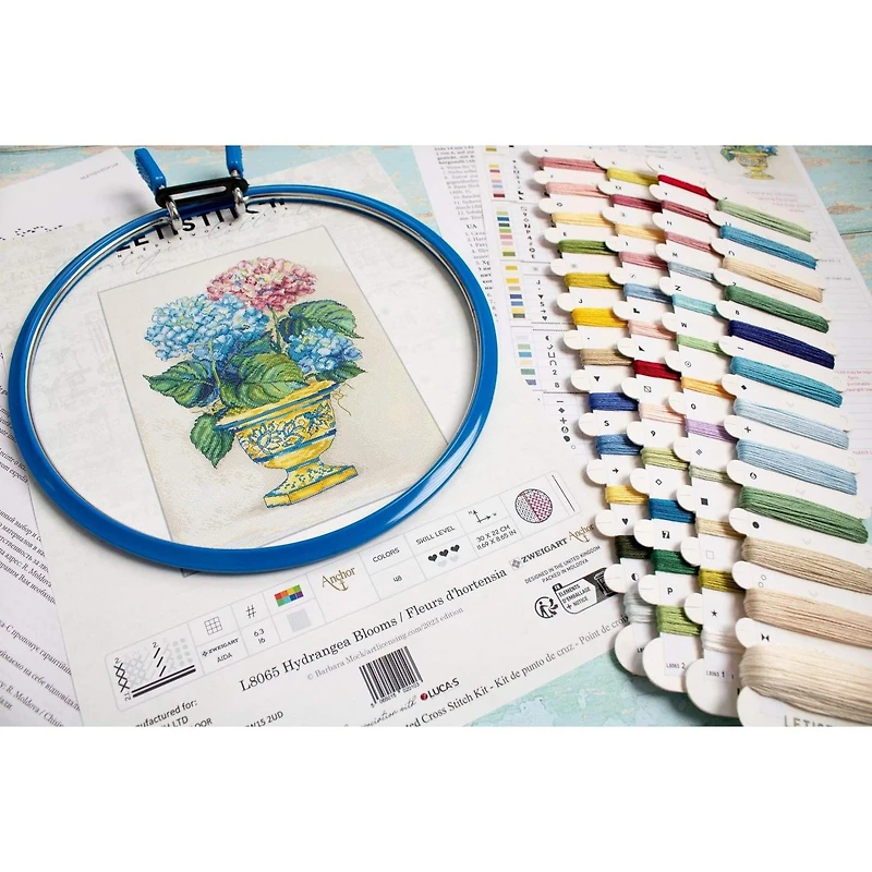 LetiStitch Hydrangea Blooms Counted Cross Stitch Kit