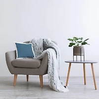 Stupell Industries Intertwining Zigzag Blue Geometric Pattern Throw Pillow, 18" x 18"