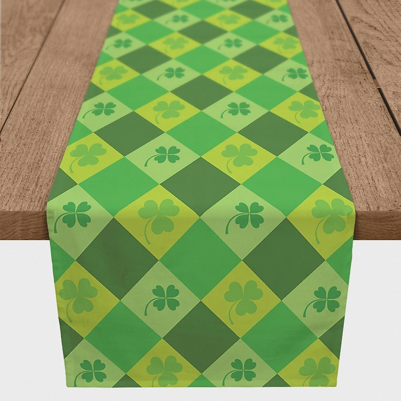 St. Patrick's Day Diamond Argyle Clover Twill Table Runner