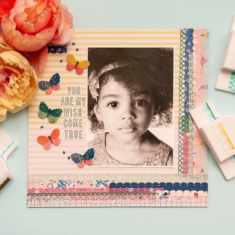 We R Memory Keepers® Scallop Lace Edge Punch