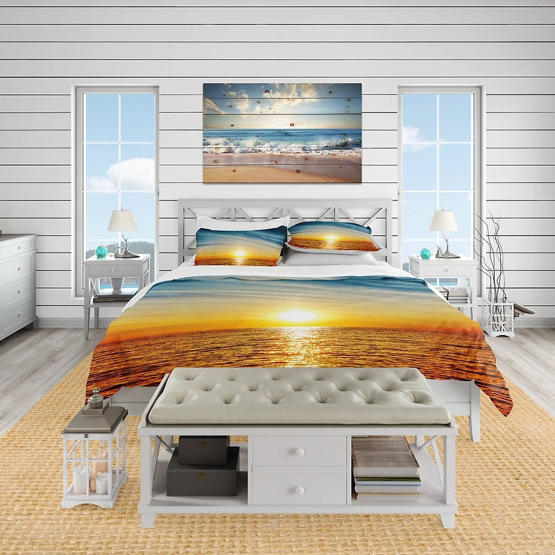 Designart 'Brilliant Texture of Sea Currents' Beach Bedding Set