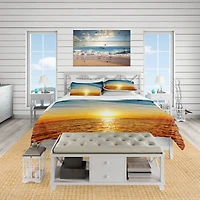 Designart 'Brilliant Texture of Sea Currents' Beach Bedding Set